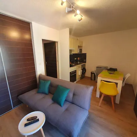 Cozy With Private Parking Wifi Appartement Lourdes