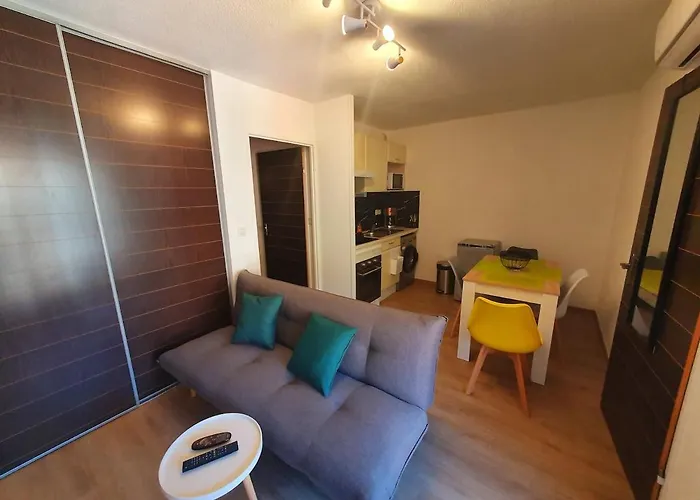 Cozy With Private Parking Wifi Appartement Lourdes