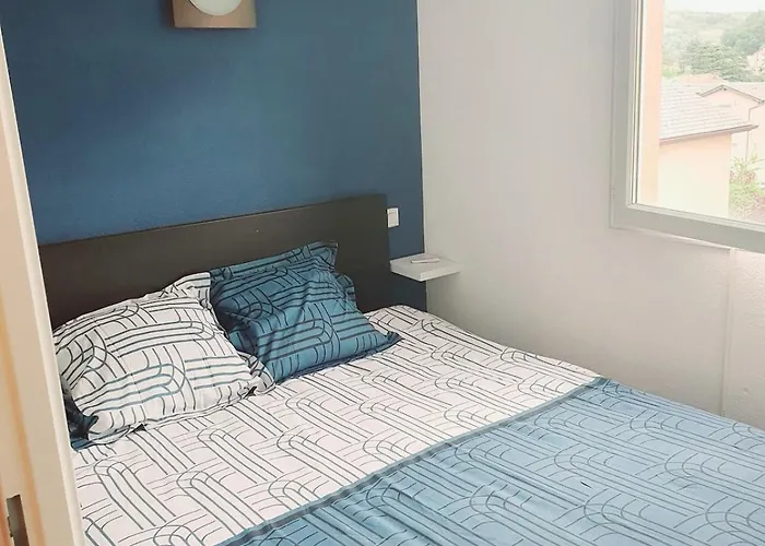 Cozy With Private Parking Wifi Appartement